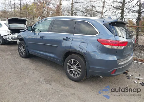 2017 Toyota Highlander Xle from USA, damaged, VIN 5TDJZRFH9HS478695